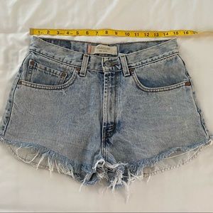 Levi’s Cutoff Shorts